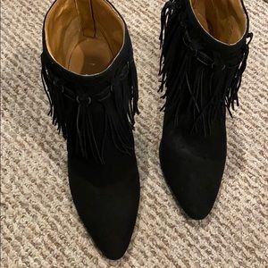 GENTLY WORN Nine West Black Fringe Booties